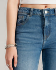 BOOT CUT