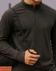 MEN TRAIN QUARTER ZIPPER