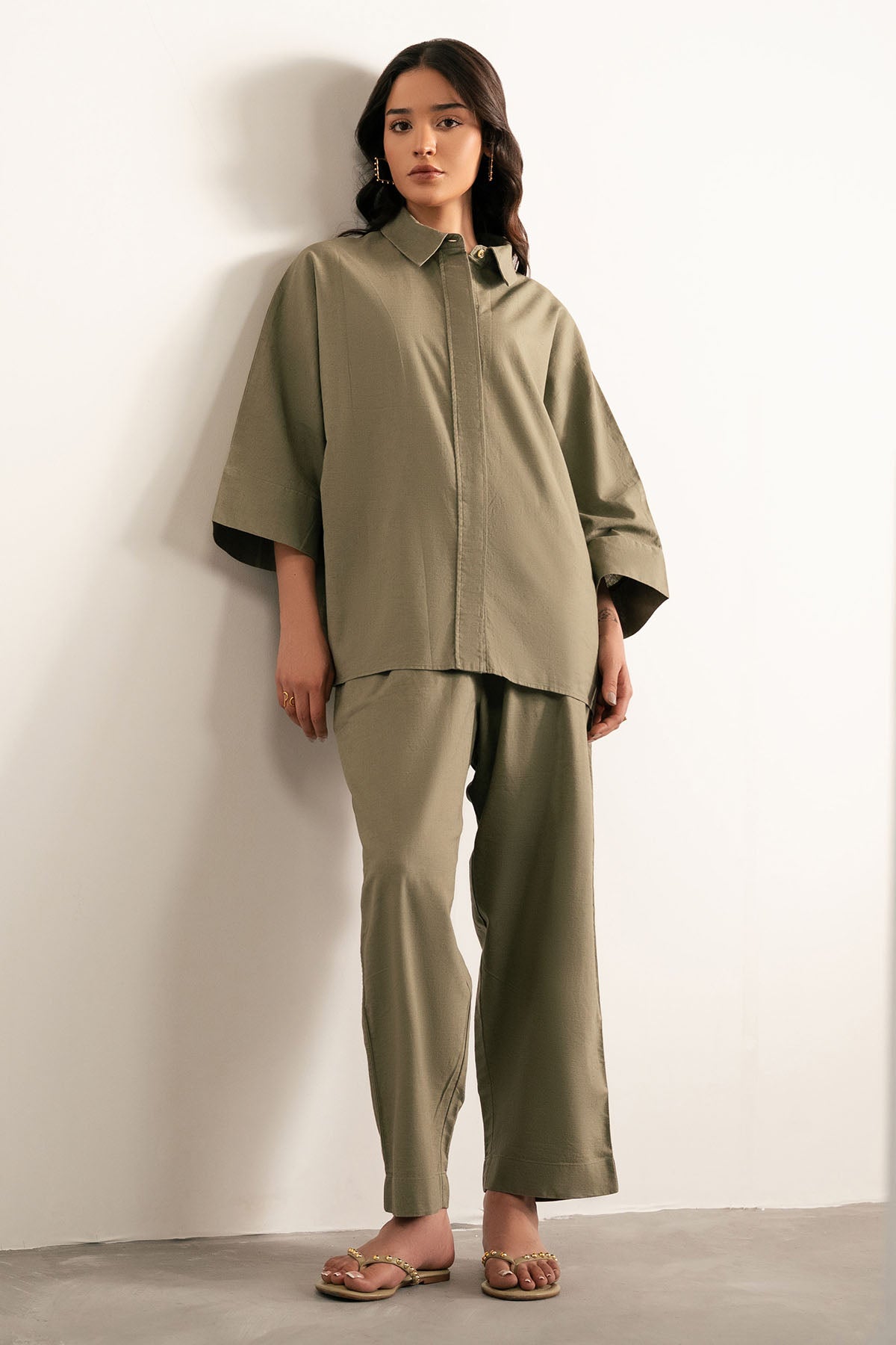 EASY LINEN SHIRT