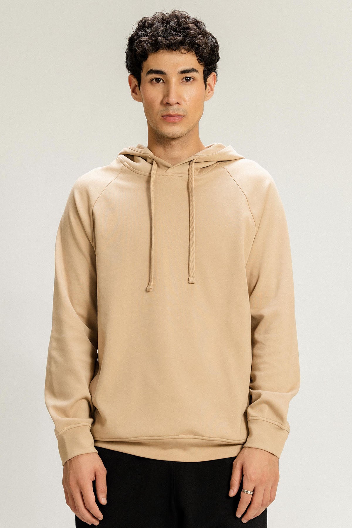 CLASSIC PULLOVER HOODIE