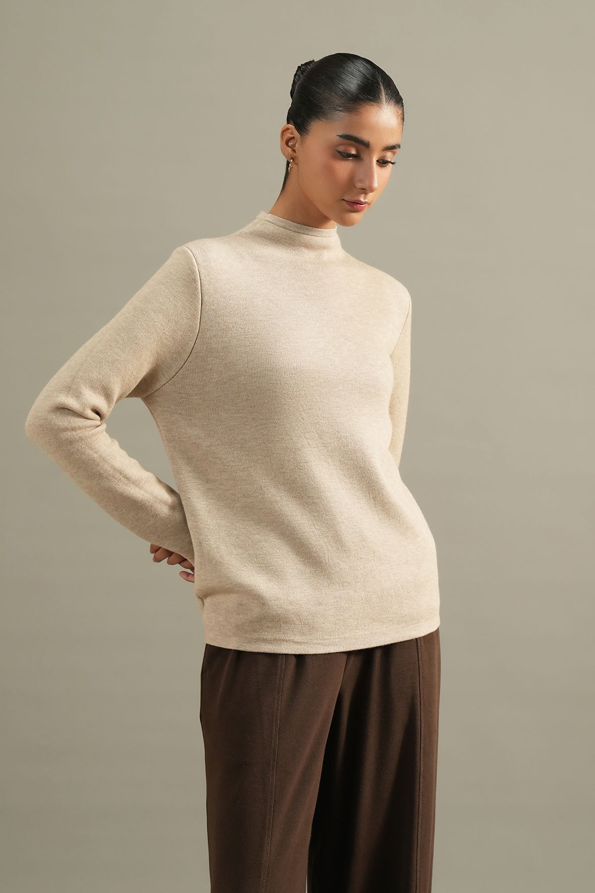 MOCK NECK SWEATER