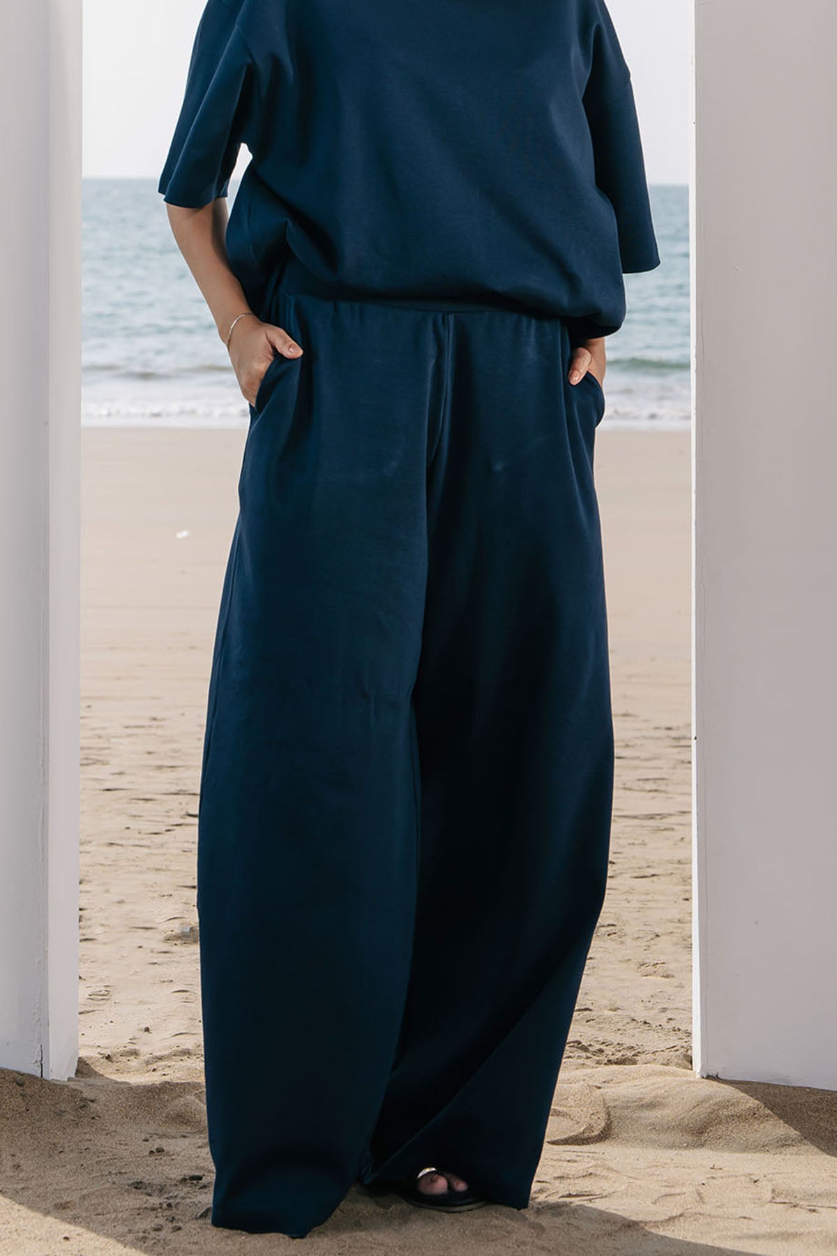 MOVE WIDE TROUSERS-DOUBLE KNIT