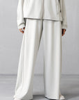 LIGHTWEIGHT WIDE-LEG PANTS - CLOUDLUX