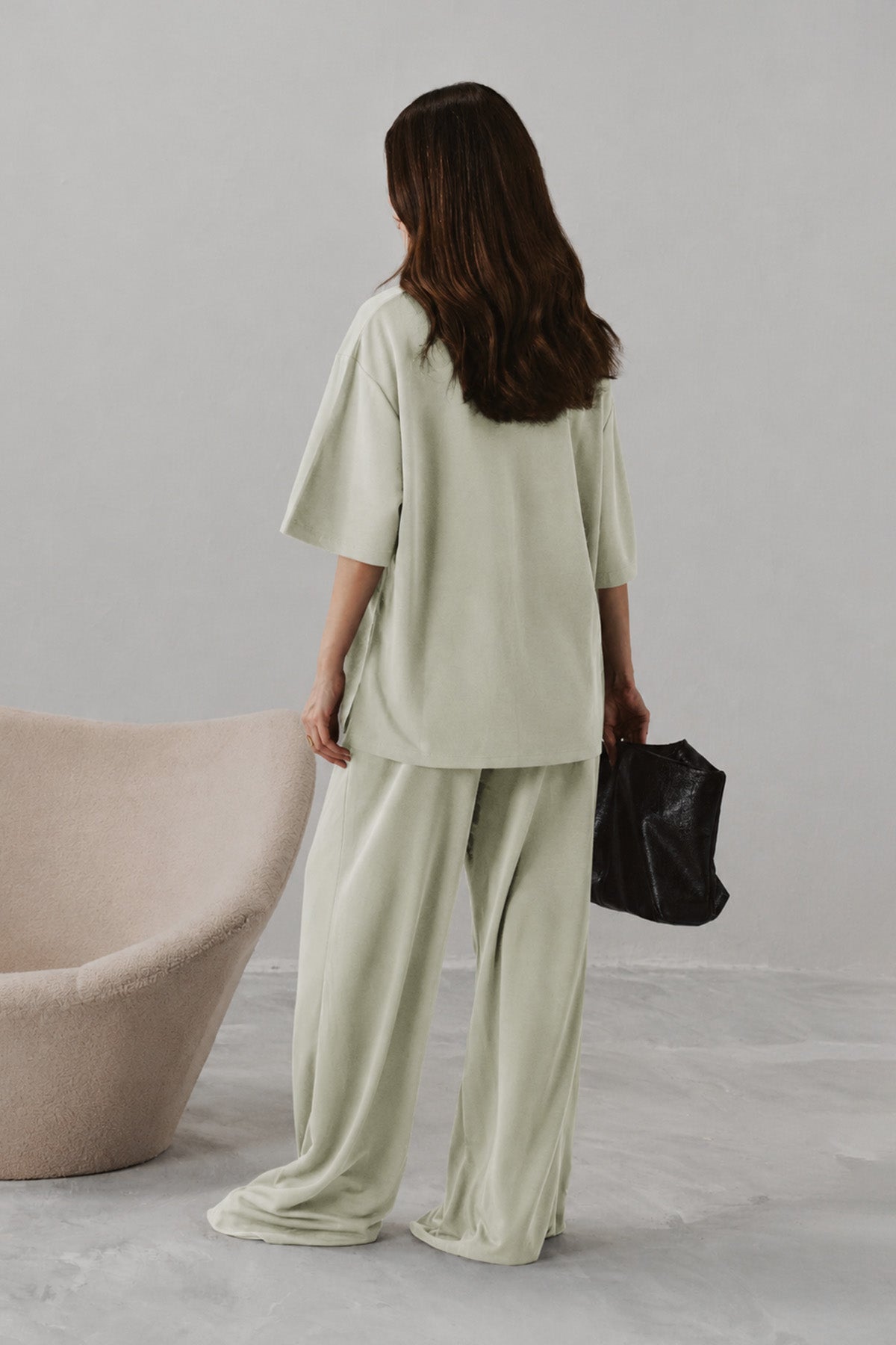 TEXTURED RELAXED TEE