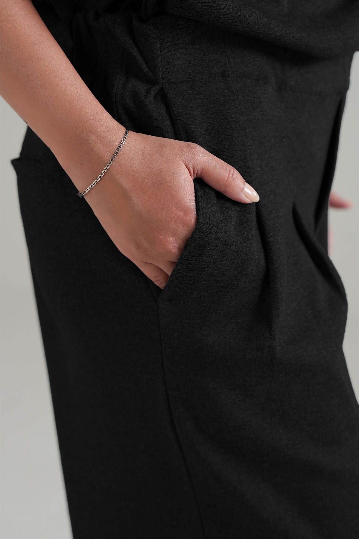 PLEATED WIDE LEG PANT - DOUBLE KNIT