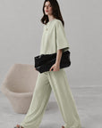 TEXTURED RELAXED TEE