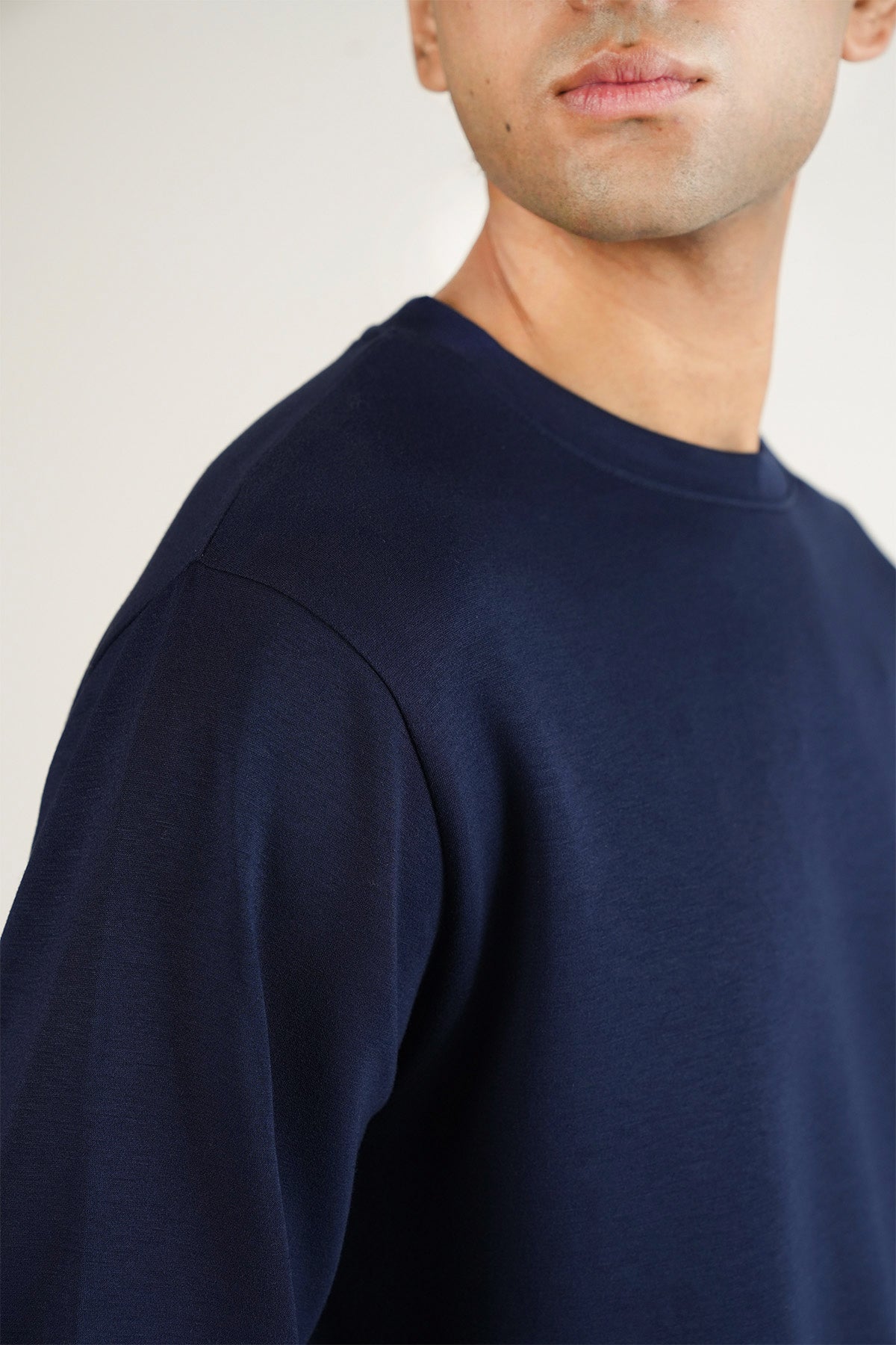 CREW NECK SWEAT-SCUBA LIGHT CLOUDLUX