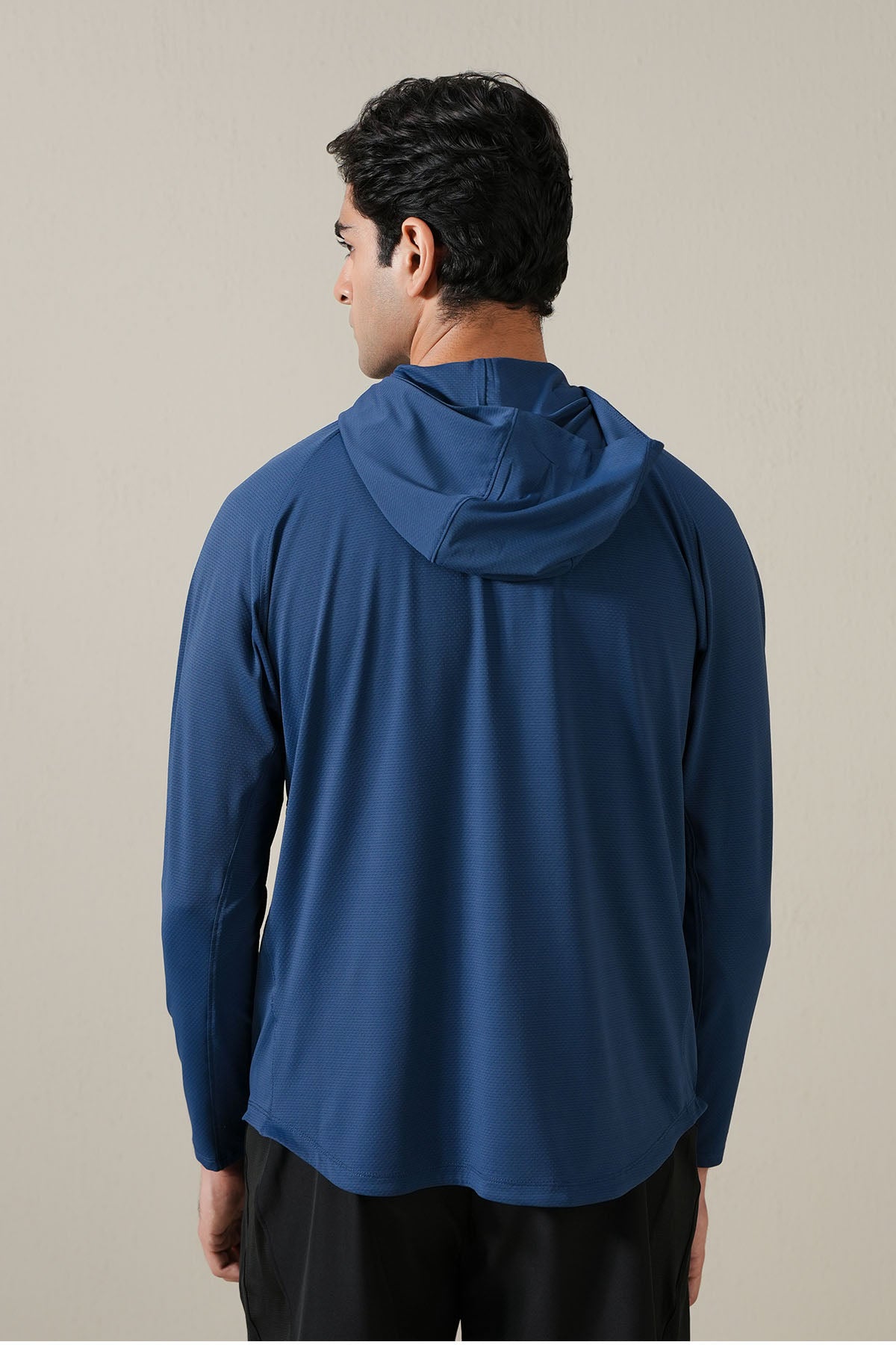 VENTED PULLOVER HOODIE