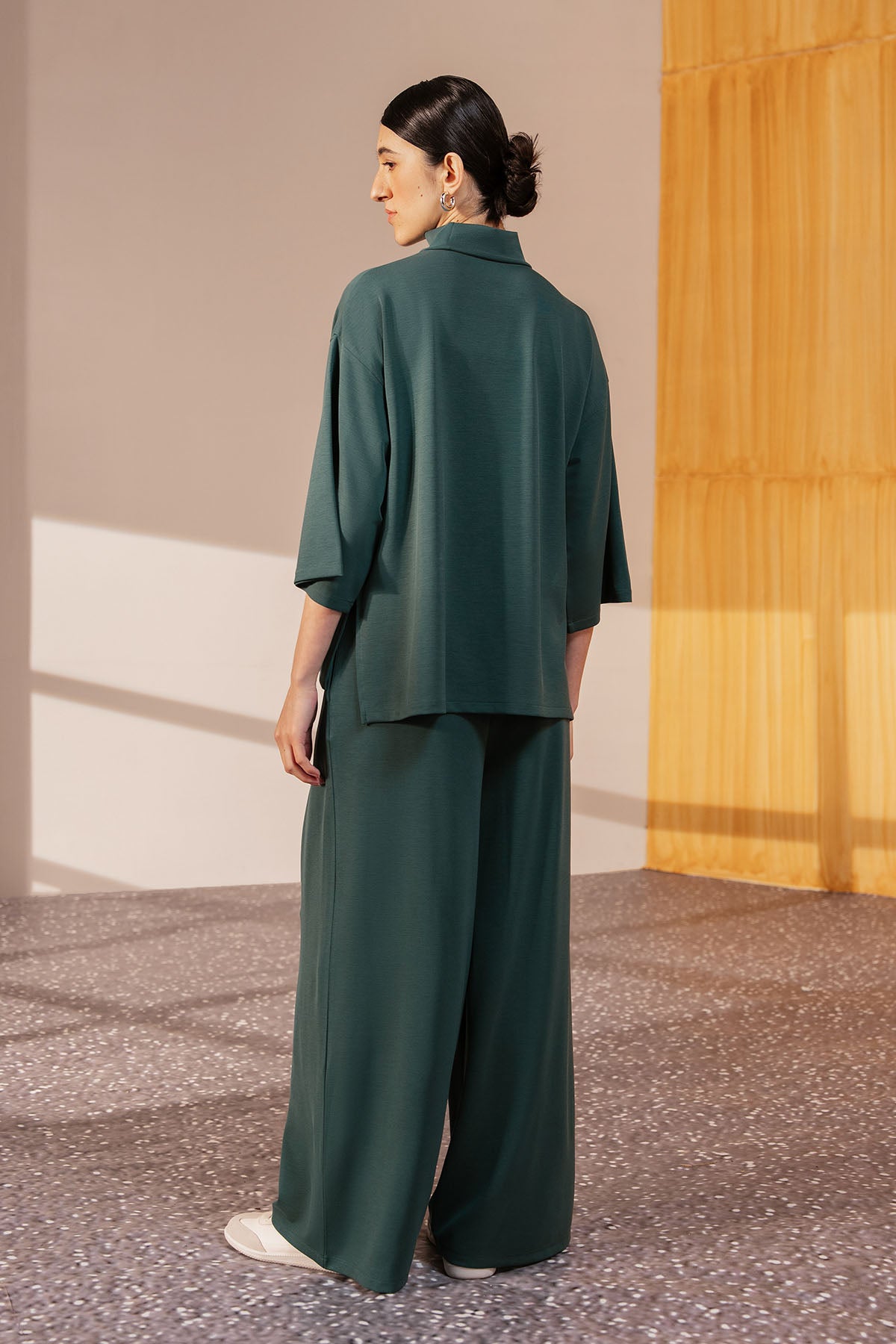 COWL NECK QUARTER SLEEVE CLOUDLUX
