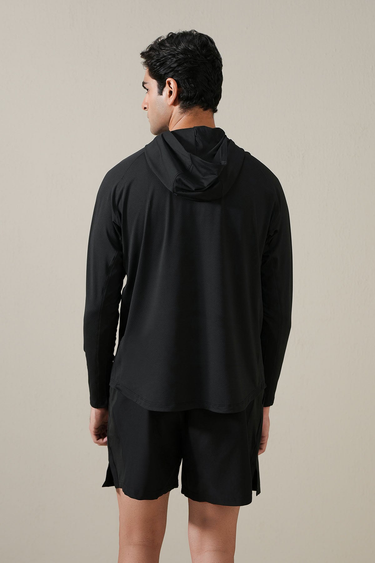 VENTED PULLOVER HOODIE