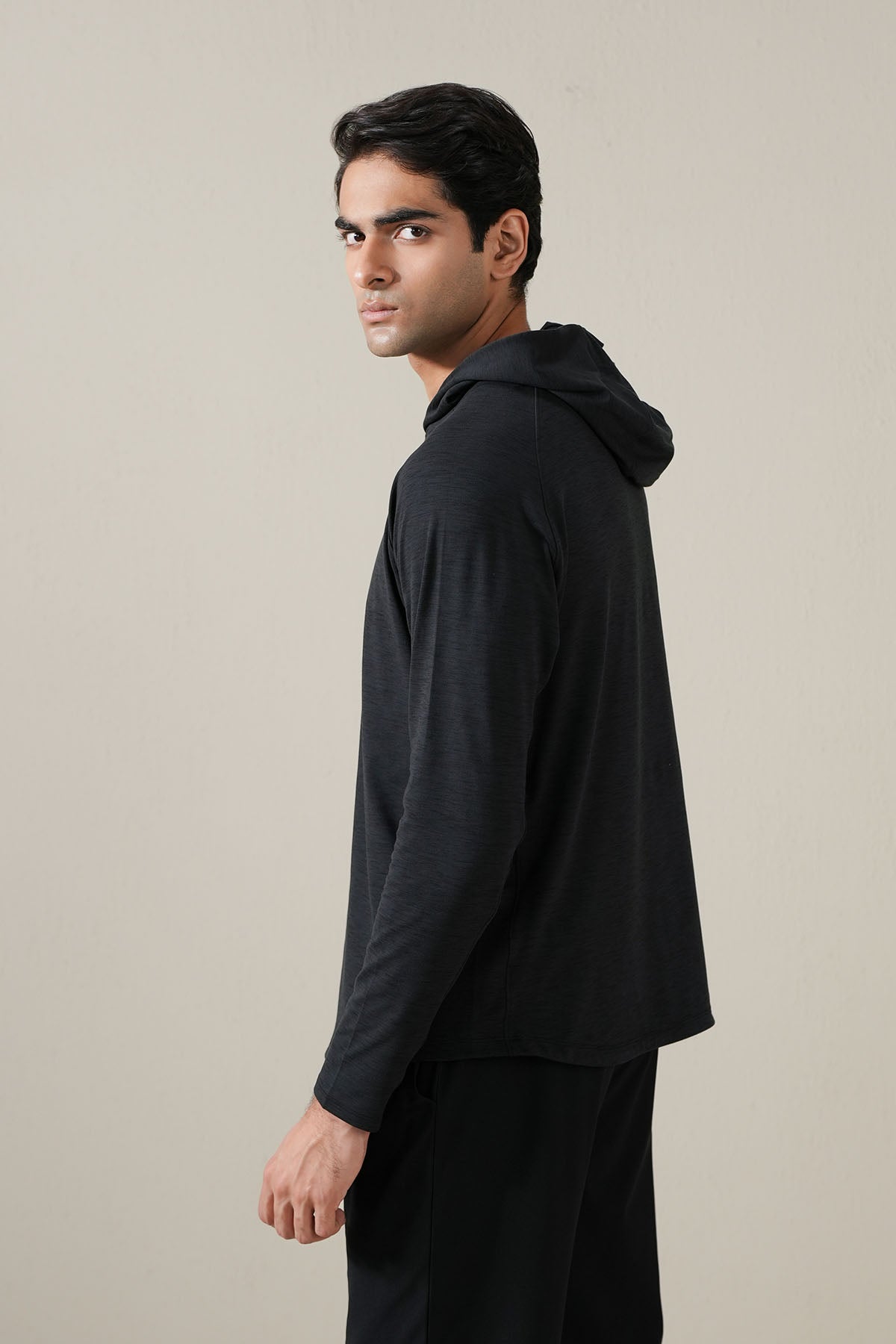 SOFTFORM PULLOVER HOODIE
