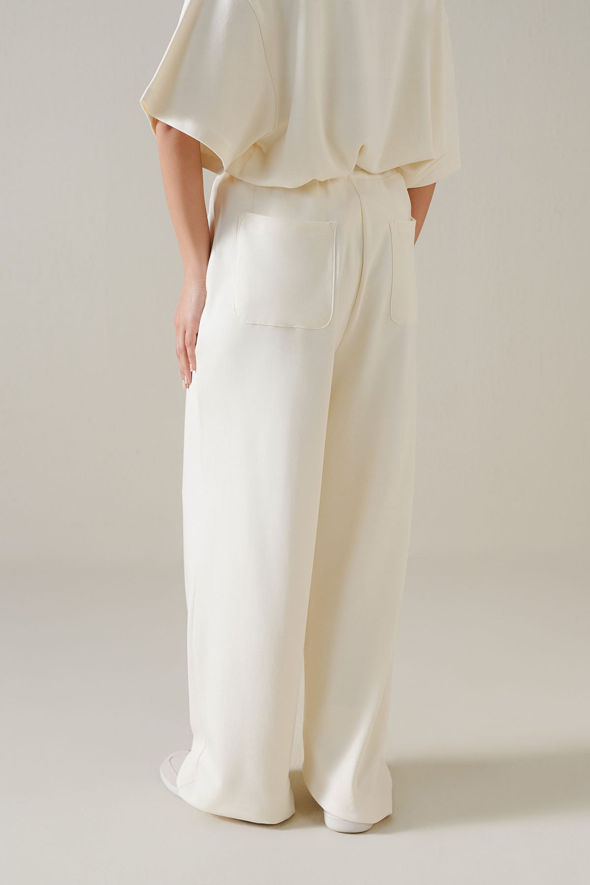 MOVE WIDE TROUSERS-DOUBLE KNIT