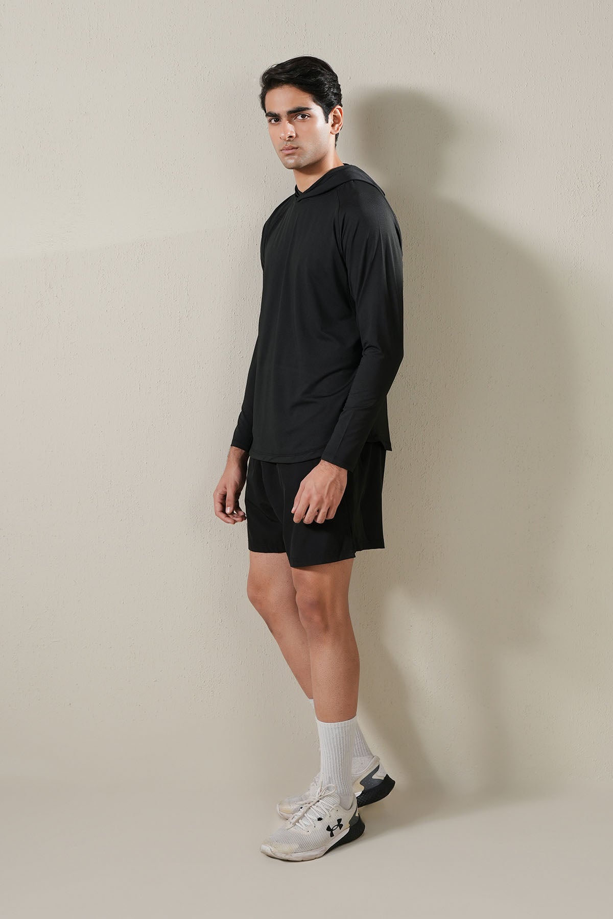 VENTED PULLOVER HOODIE
