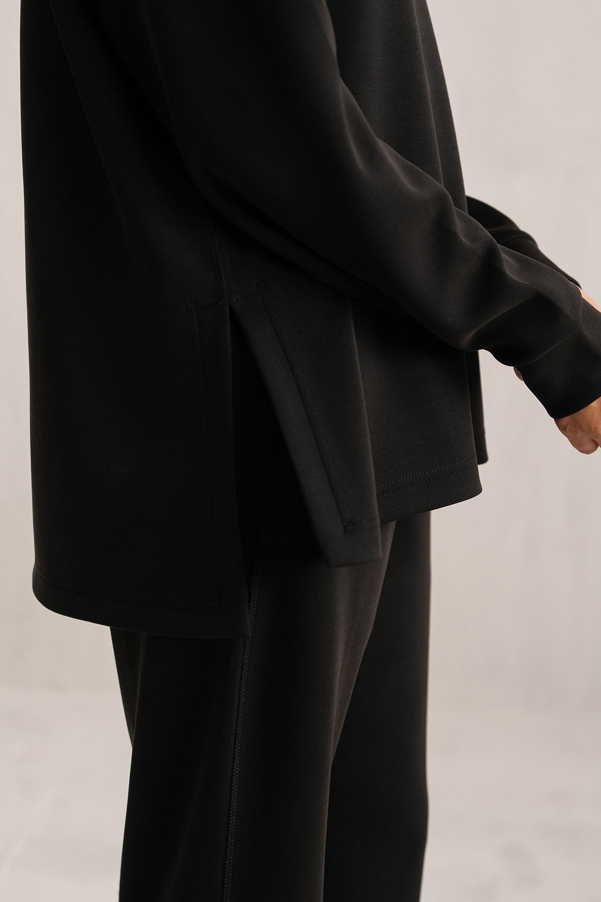 MOCKNECK SIDE SLIT
