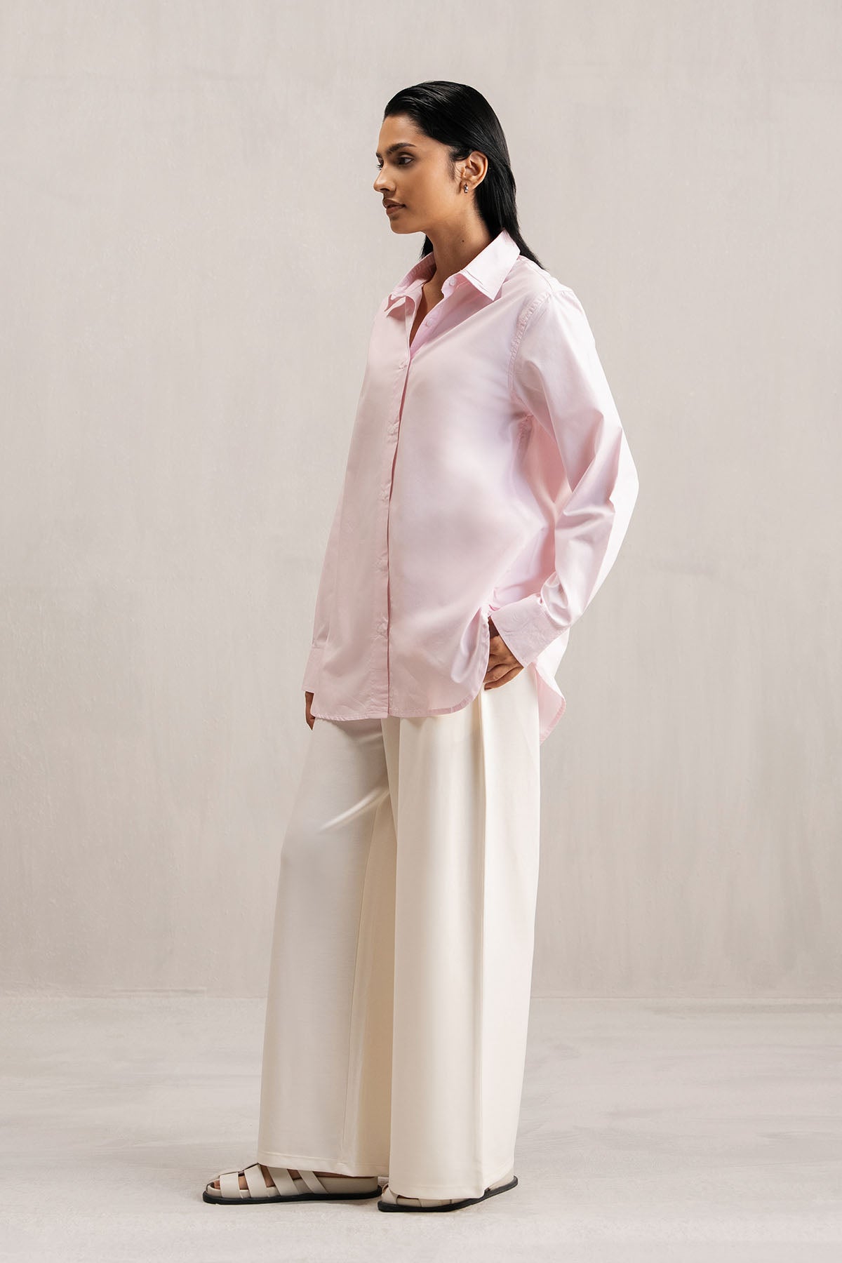 EASY POPLIN BUTTON DOWN