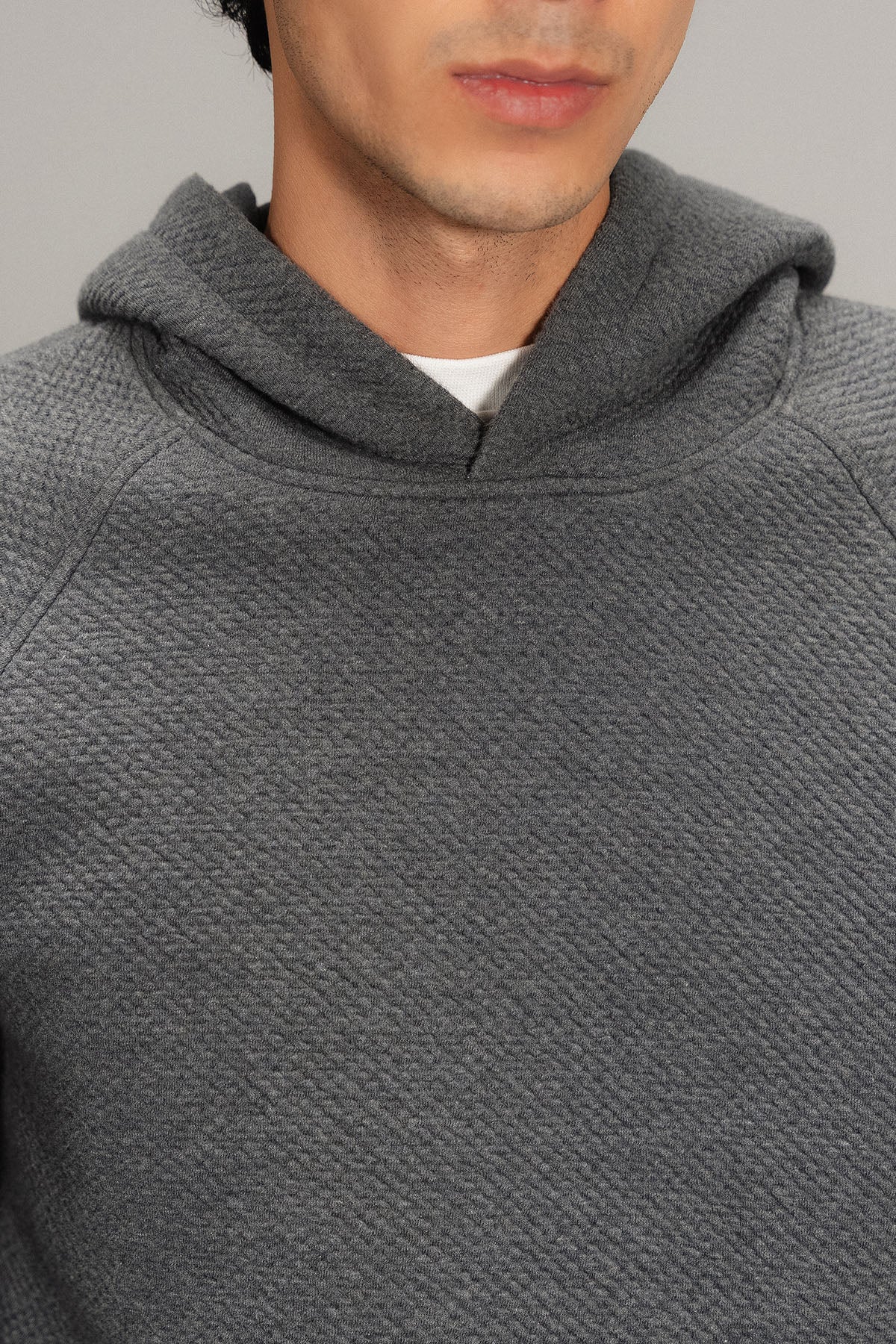 TEXTURED HOODIE