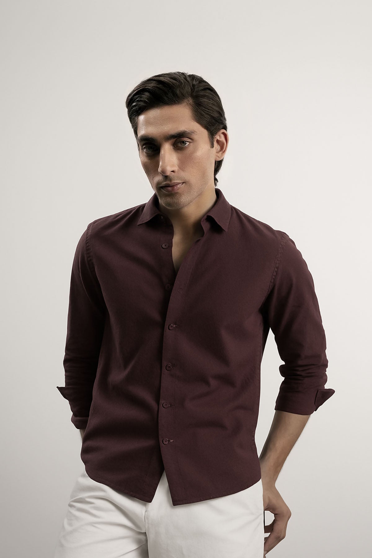 CLASSIC LINEN SHIRT