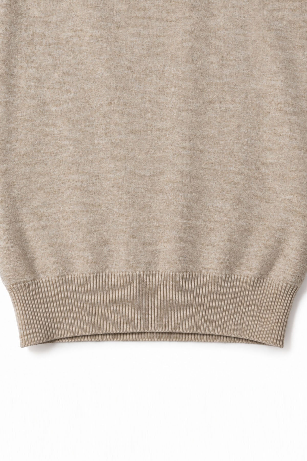 ESSENTIAL SHORT SLEEVE SWEATER