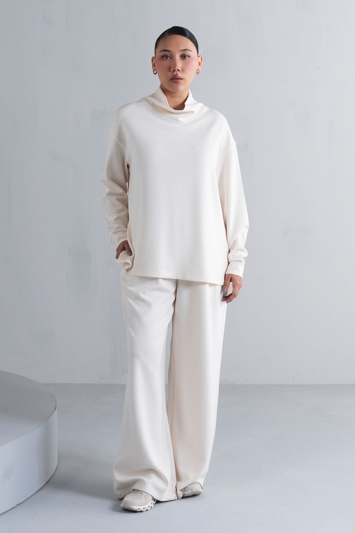 TEXTURED RELAXED PANTS-CLOUDLUX