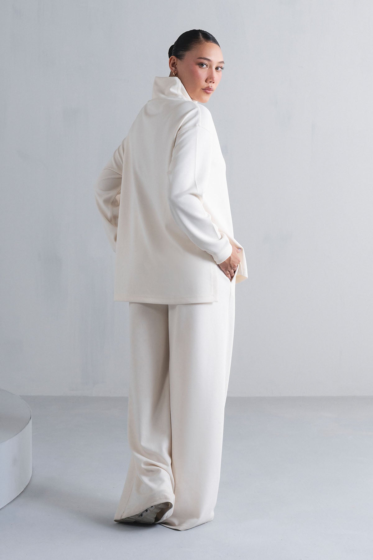 TEXTURED RELAXED PANTS-CLOUDLUX