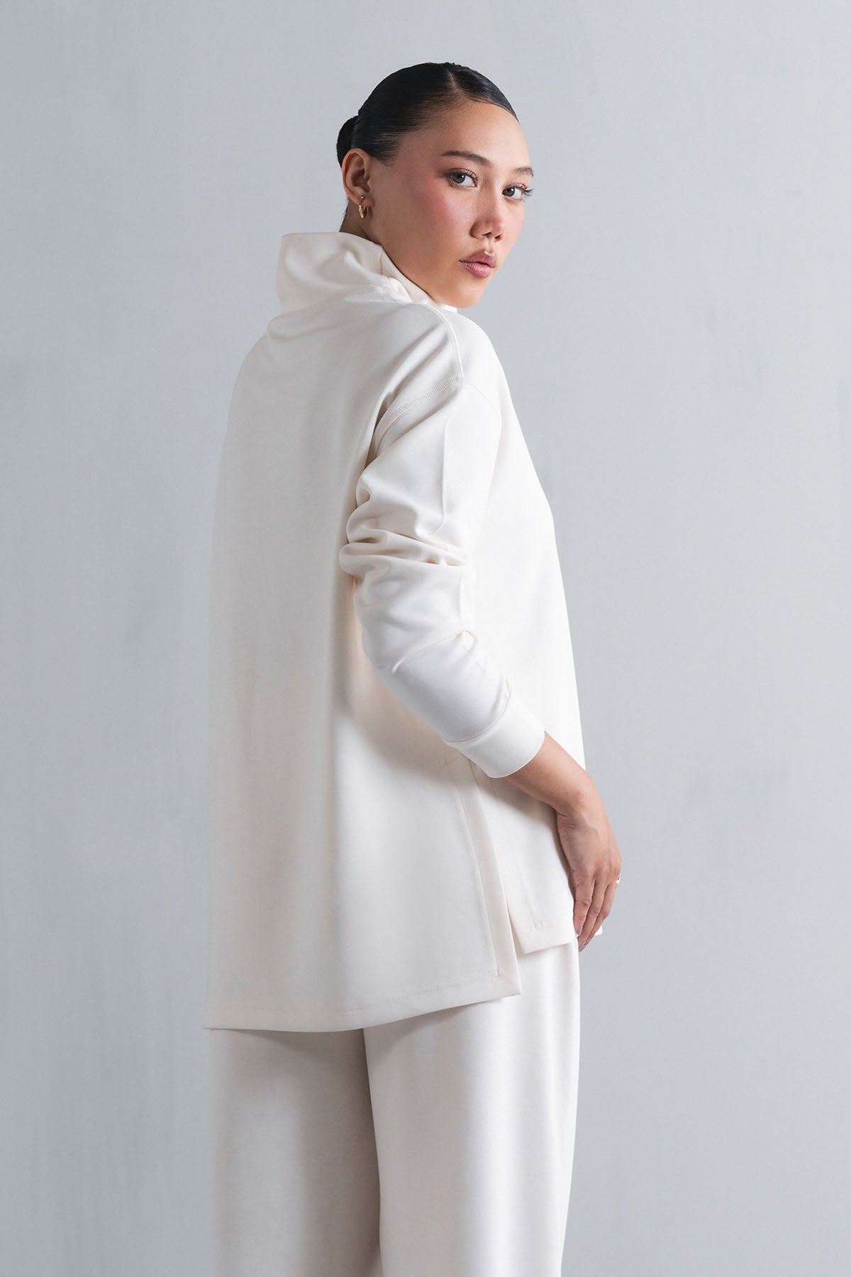 TEXTURED MOCK NECK SIDE SLIT-CLOUDLUX