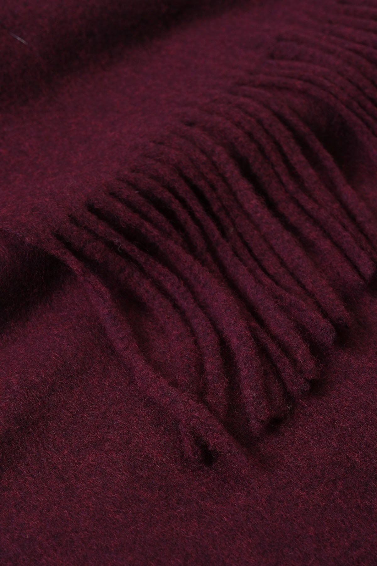 FRINGED EDGED SCARF