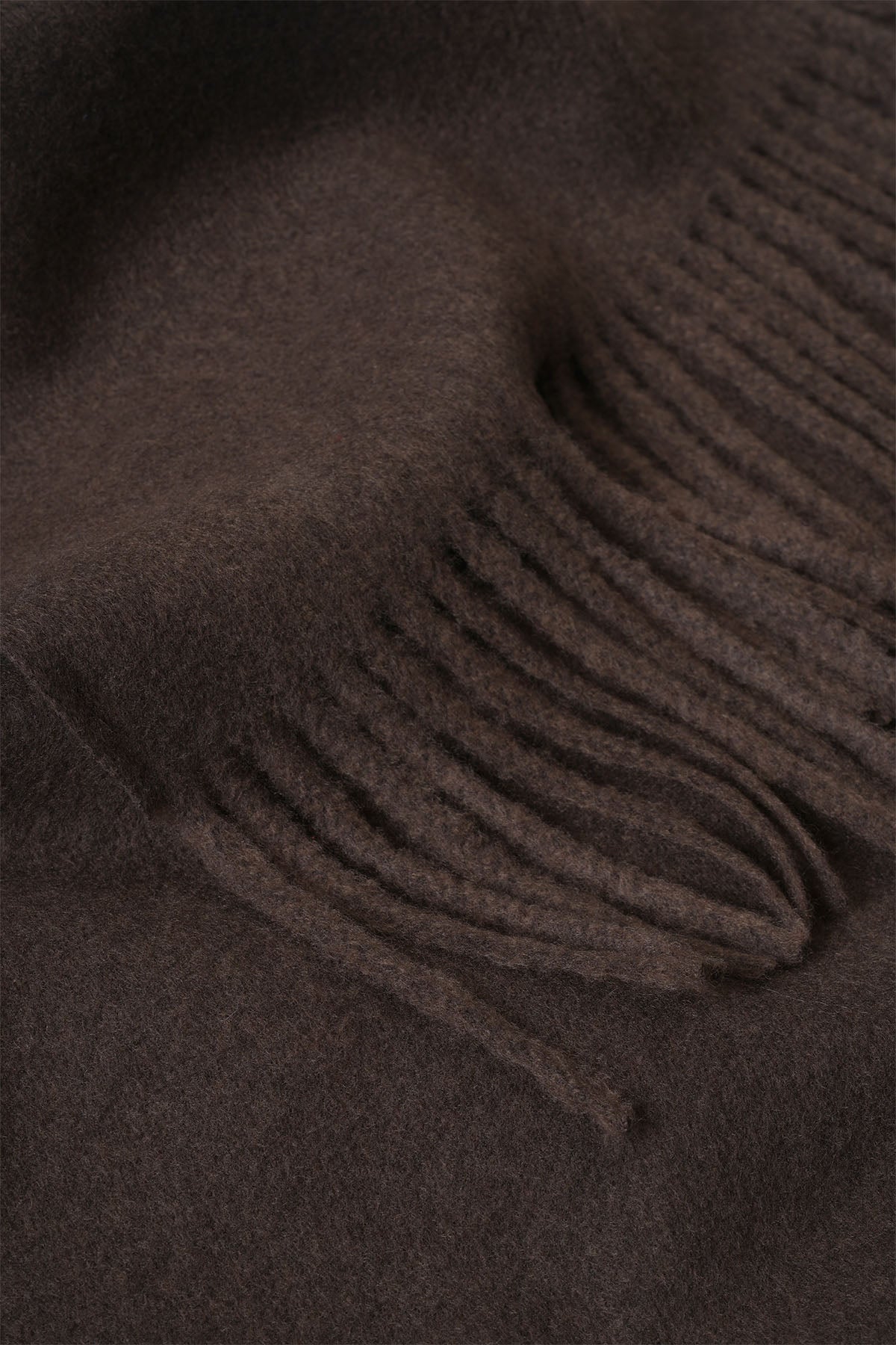 FRINGED EDGED SCARF