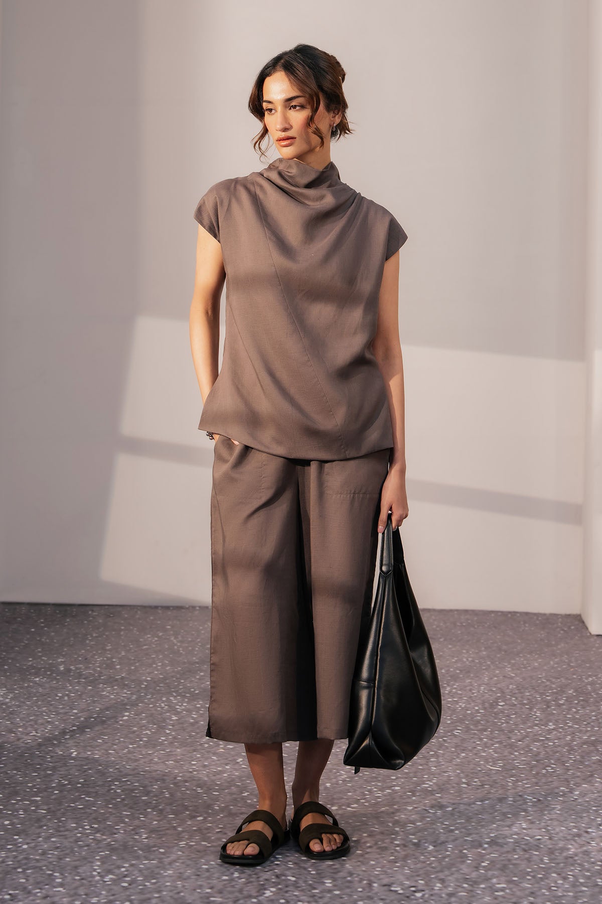 COWL NECK LINEN TOP