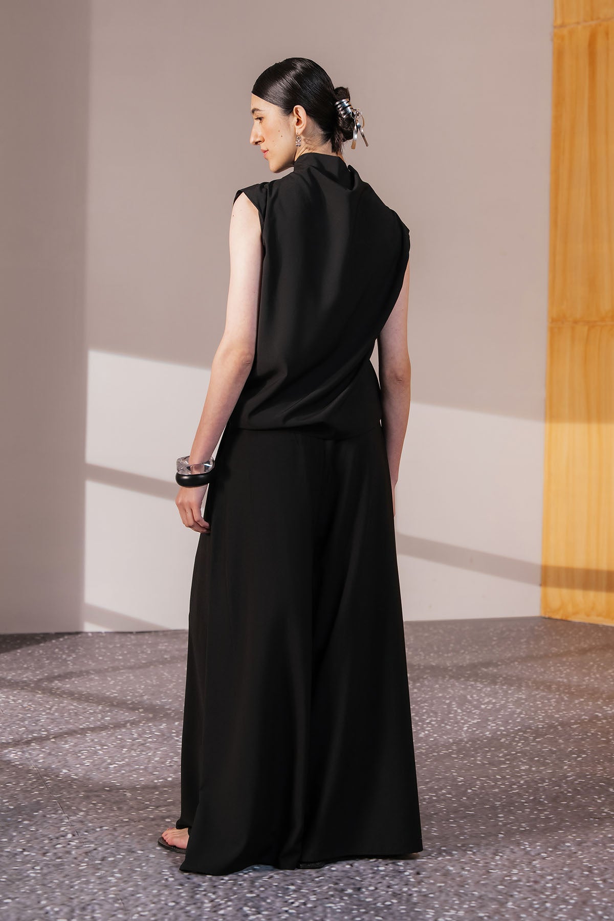 DRAPED COWL NECK TOP