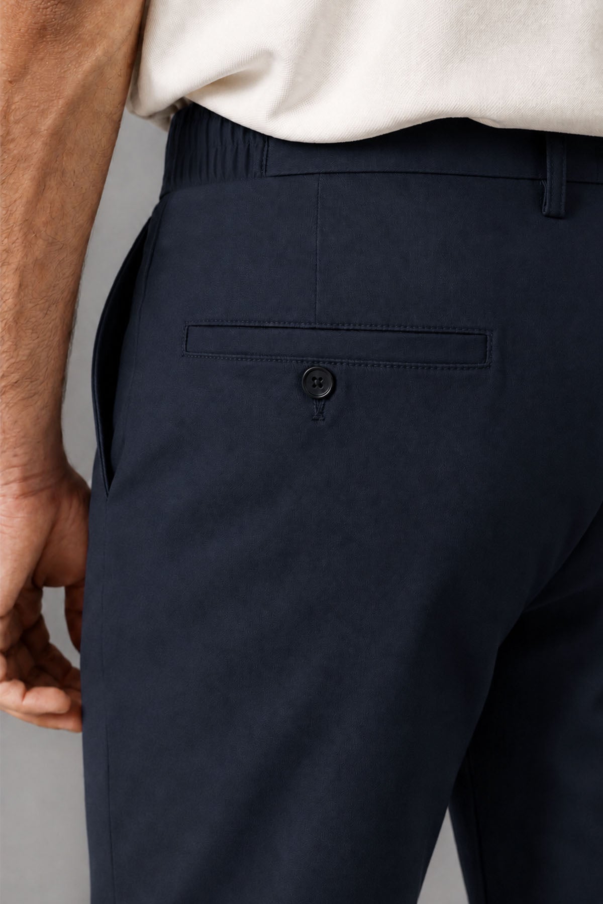 ELASTICATED CHINO REGULAR FIT
