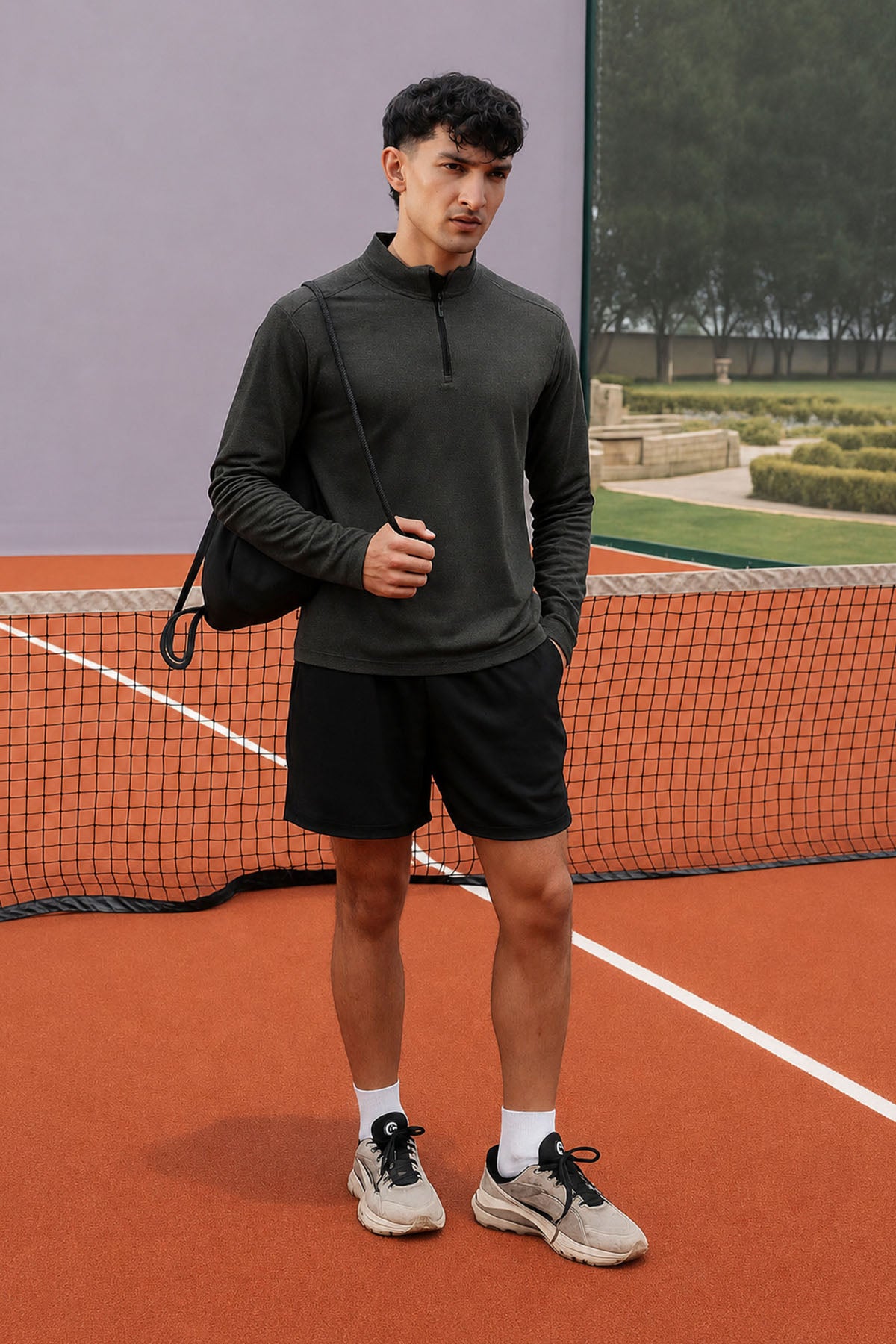 MEN TRAIN QUARTER ZIPPER