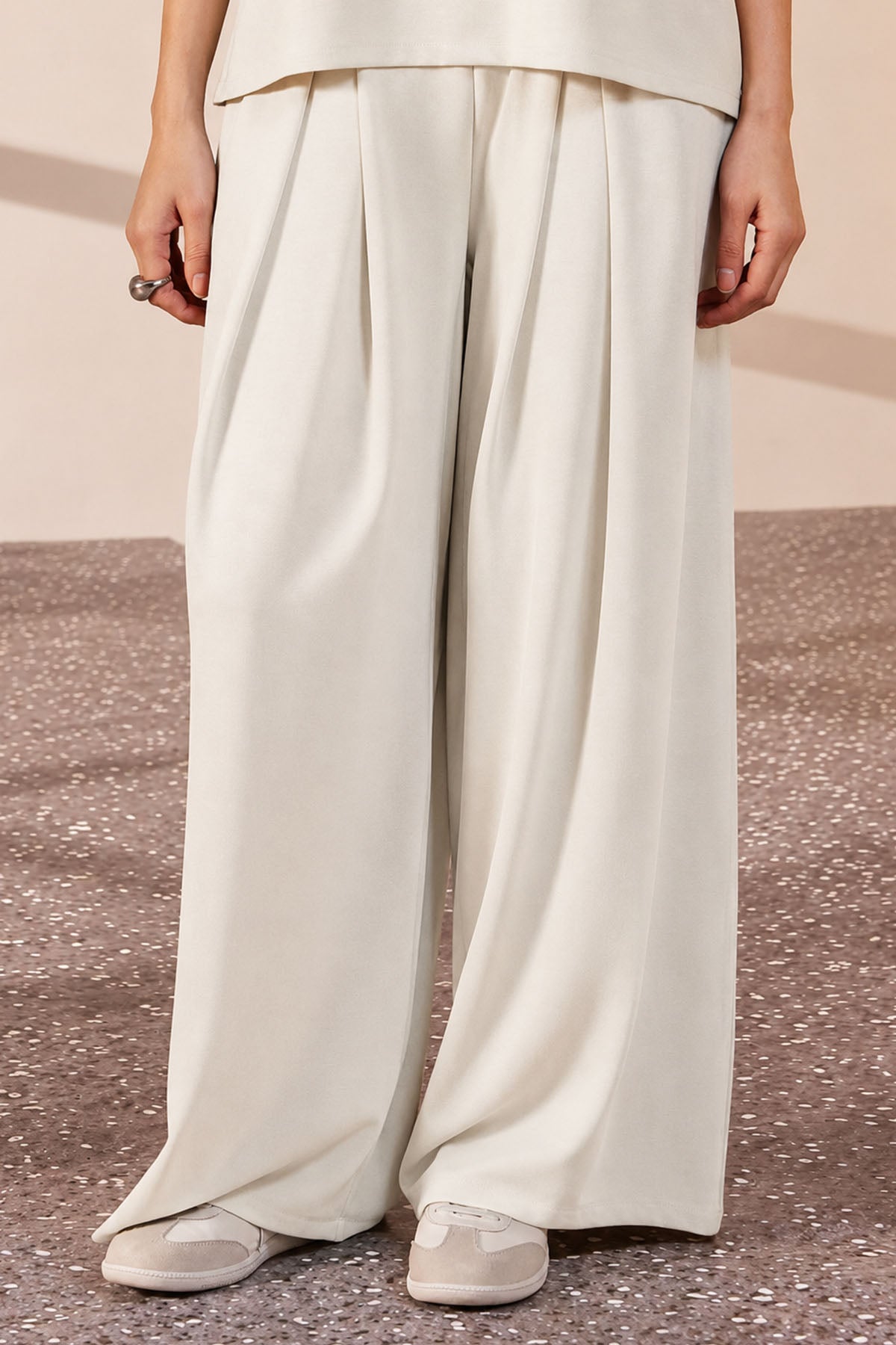 PLEATED LOUNGE PANTS CLOUDLUX