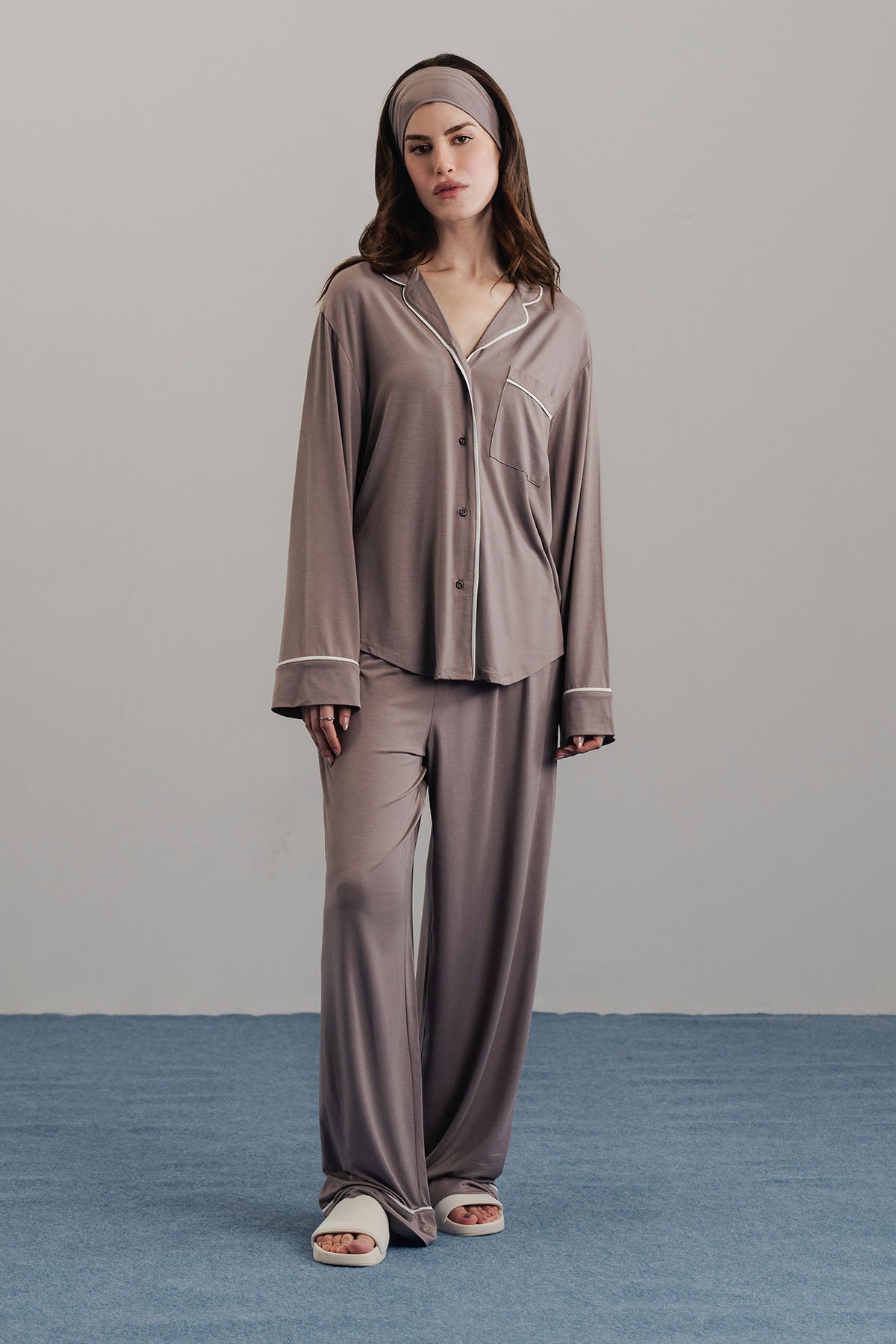WOMEN REVERE NIGHTSUIT CLOUDLUX