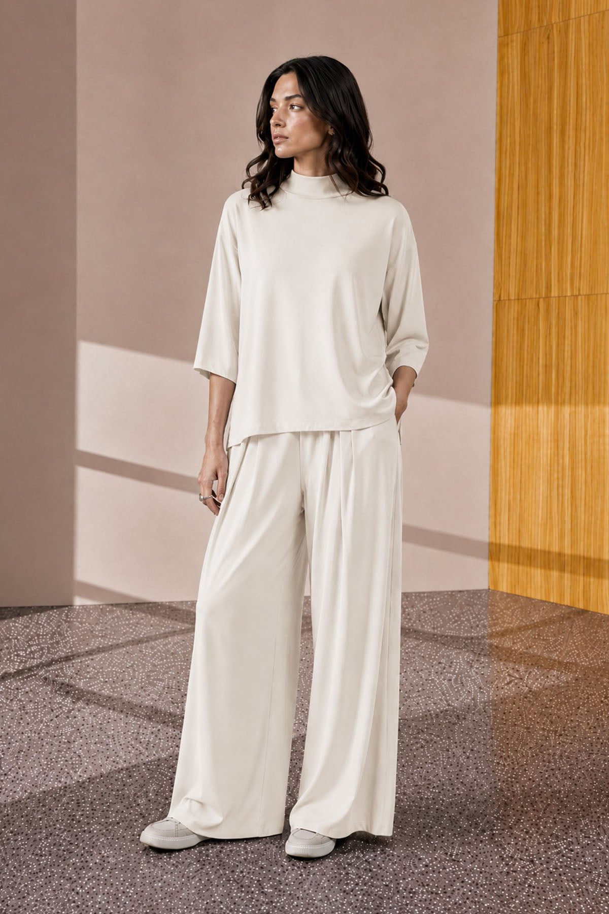 MOCK NECK SIDE SLIT CLOUDLUX