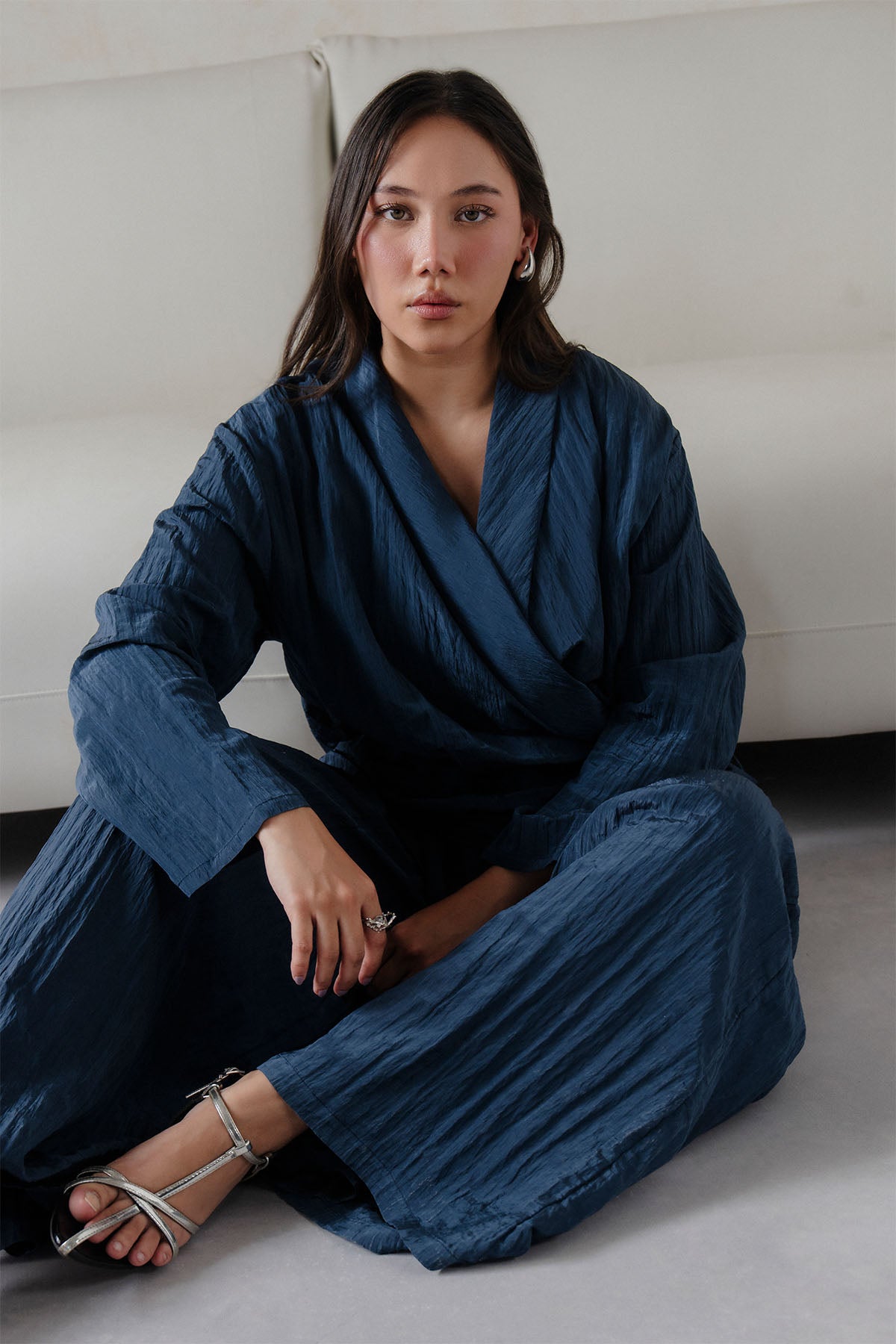 TEXTURED WRAP SHIRT