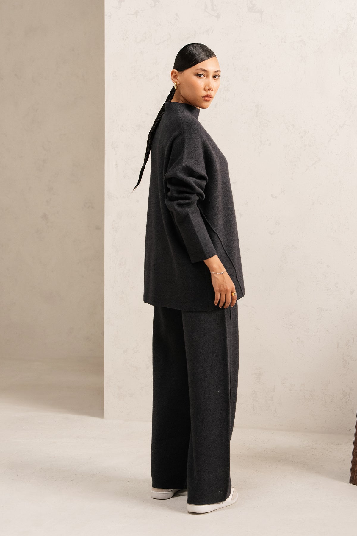 ESSENTIAL MOCK-NECK SET