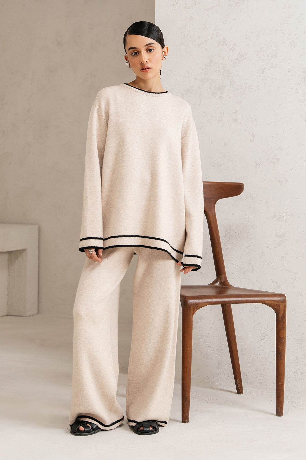 CONTRAST TRIM CO-ORD SET