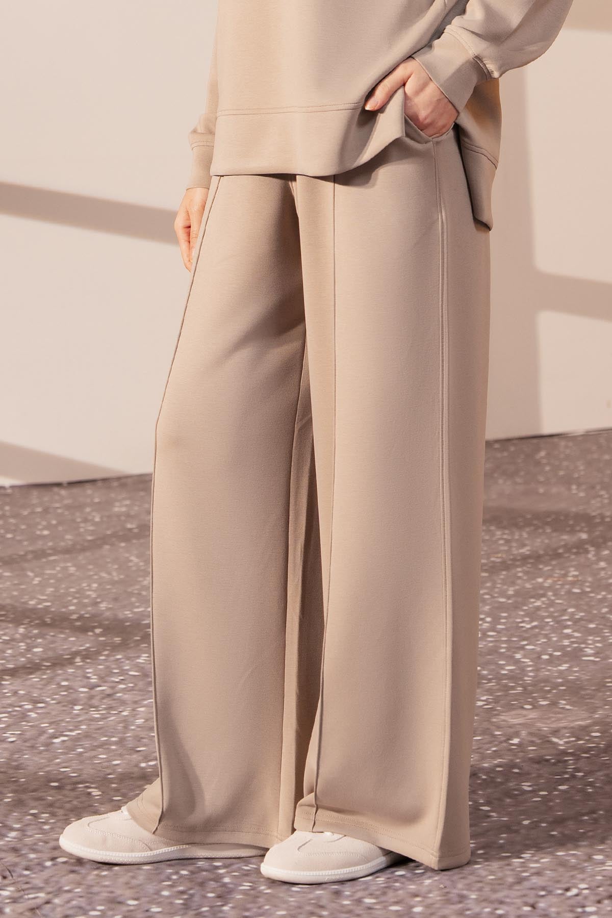 PLEATED WIDE TROUSER CLOUDLUX