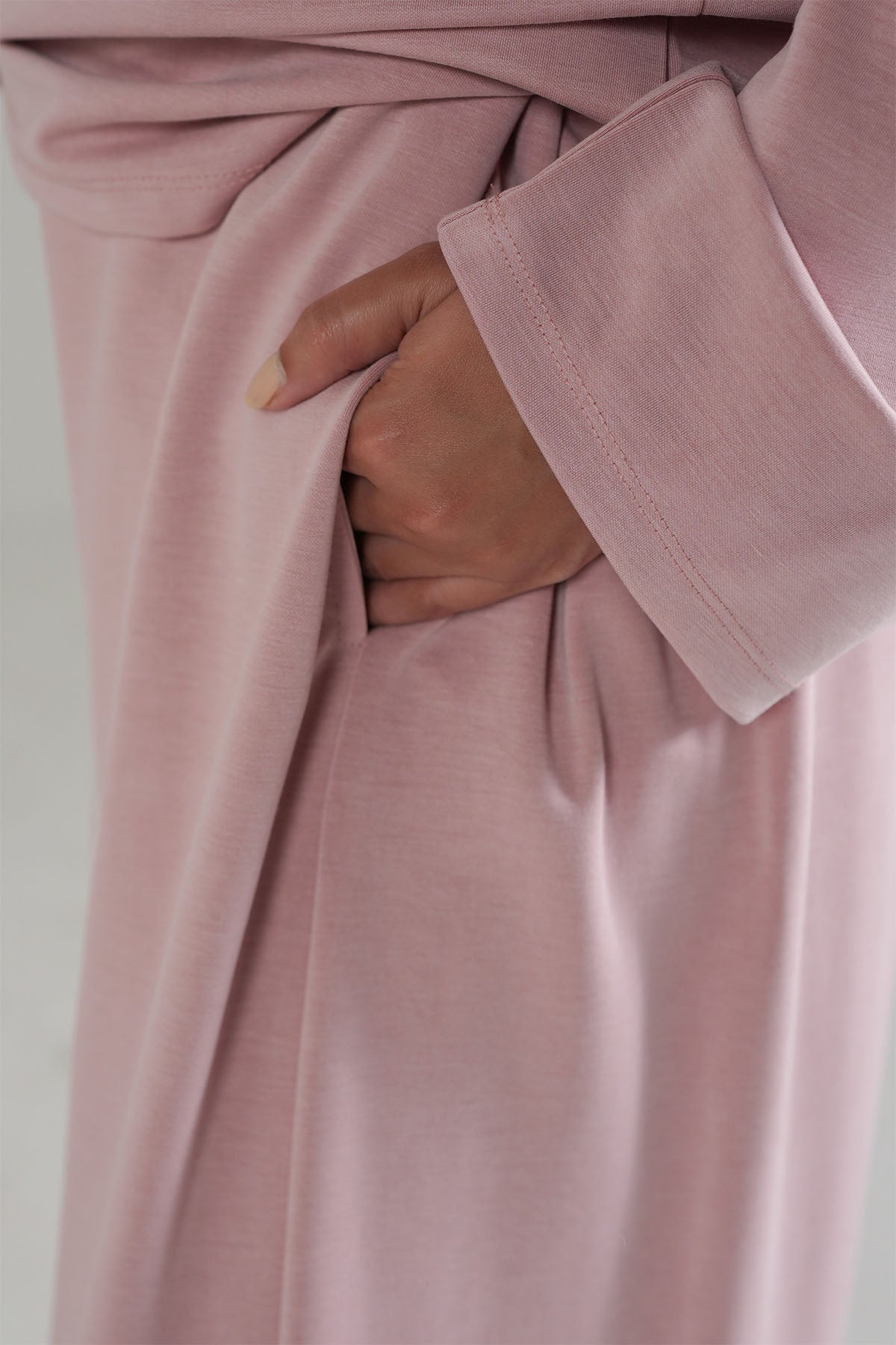 LIGHTWEIGHT WIDE-LEG PANTS-CLOUDLUX
