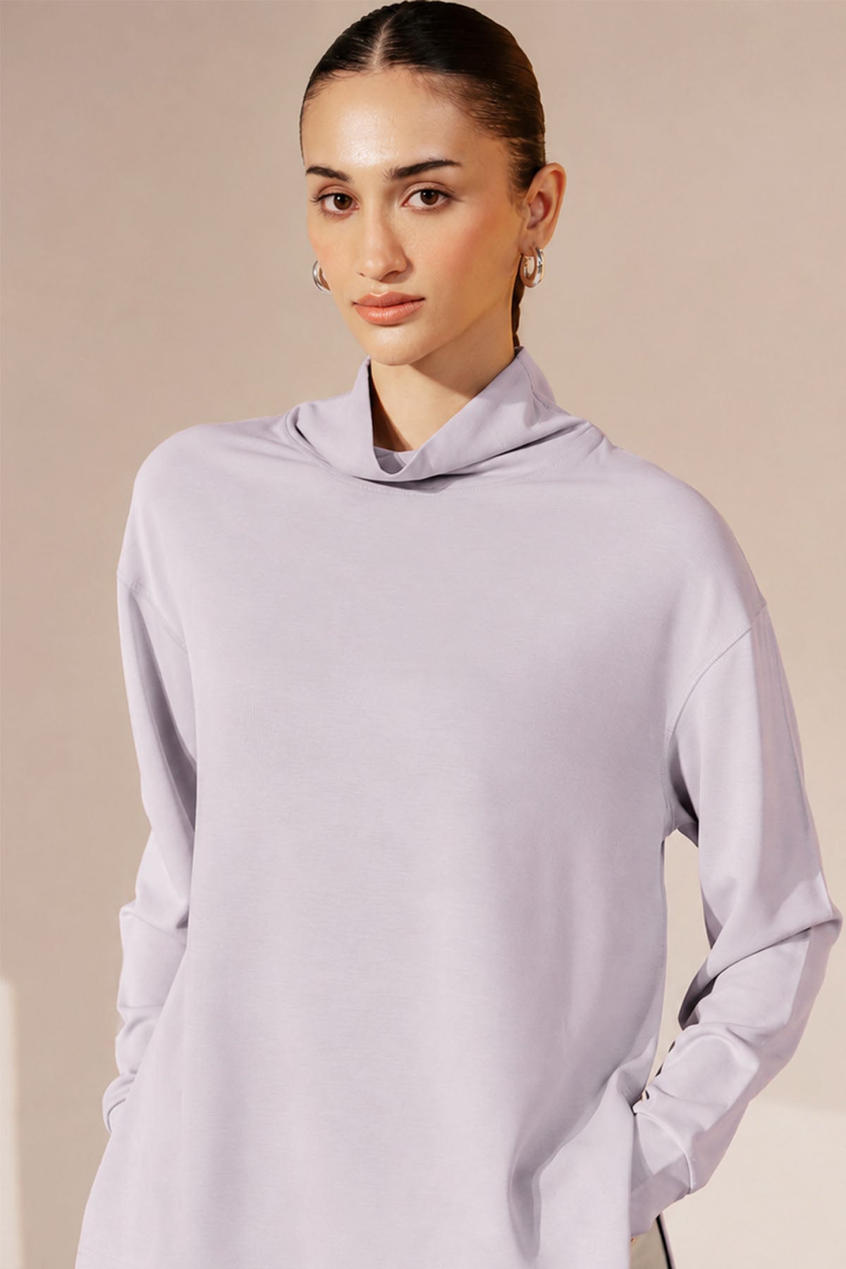 MOCK NECK SIDE SLIT CLOUDLUX
