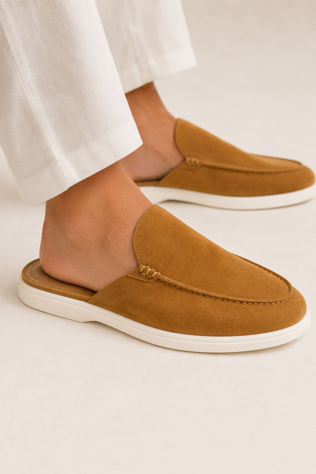 MEN SUEDE MULES