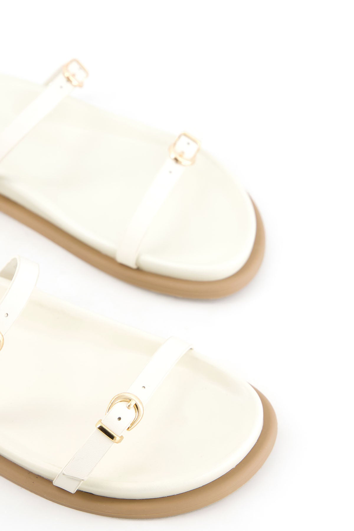 STRUCTURED STRAP SLIDES
