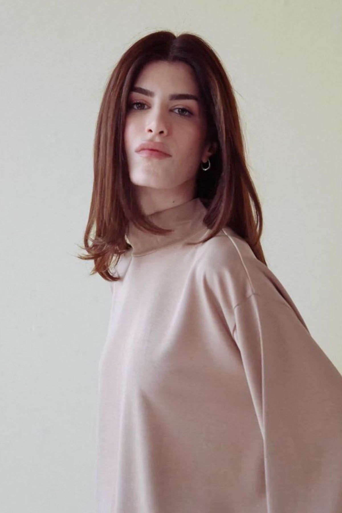 MOCK NECK SIDE SLIT CLOUDLUX