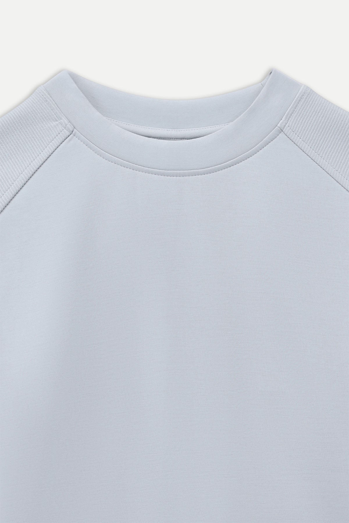 CREWNECK TOP-CLOUDLUX LIGHT