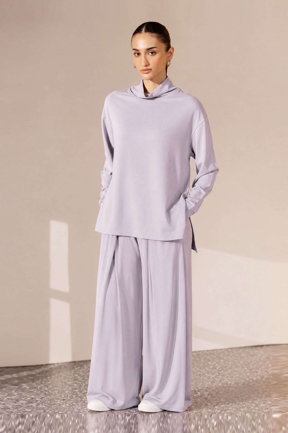 MOCK NECK SIDE SLIT CLOUDLUX