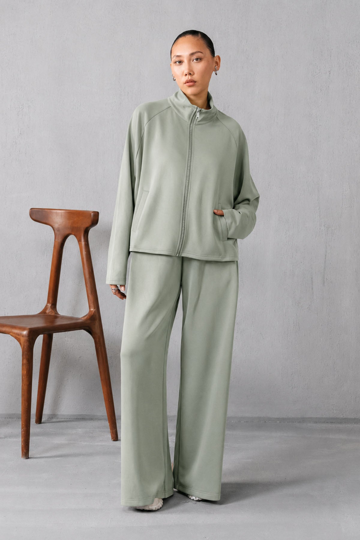 MOCK NECK ZIPPER - CLOUDLUX LIGHT