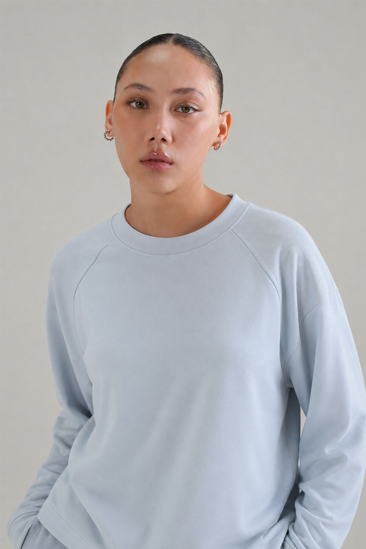 CREWNECK TOP-CLOUDLUX LIGHT