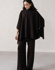 CAPE-SLEEVE KNIT SET