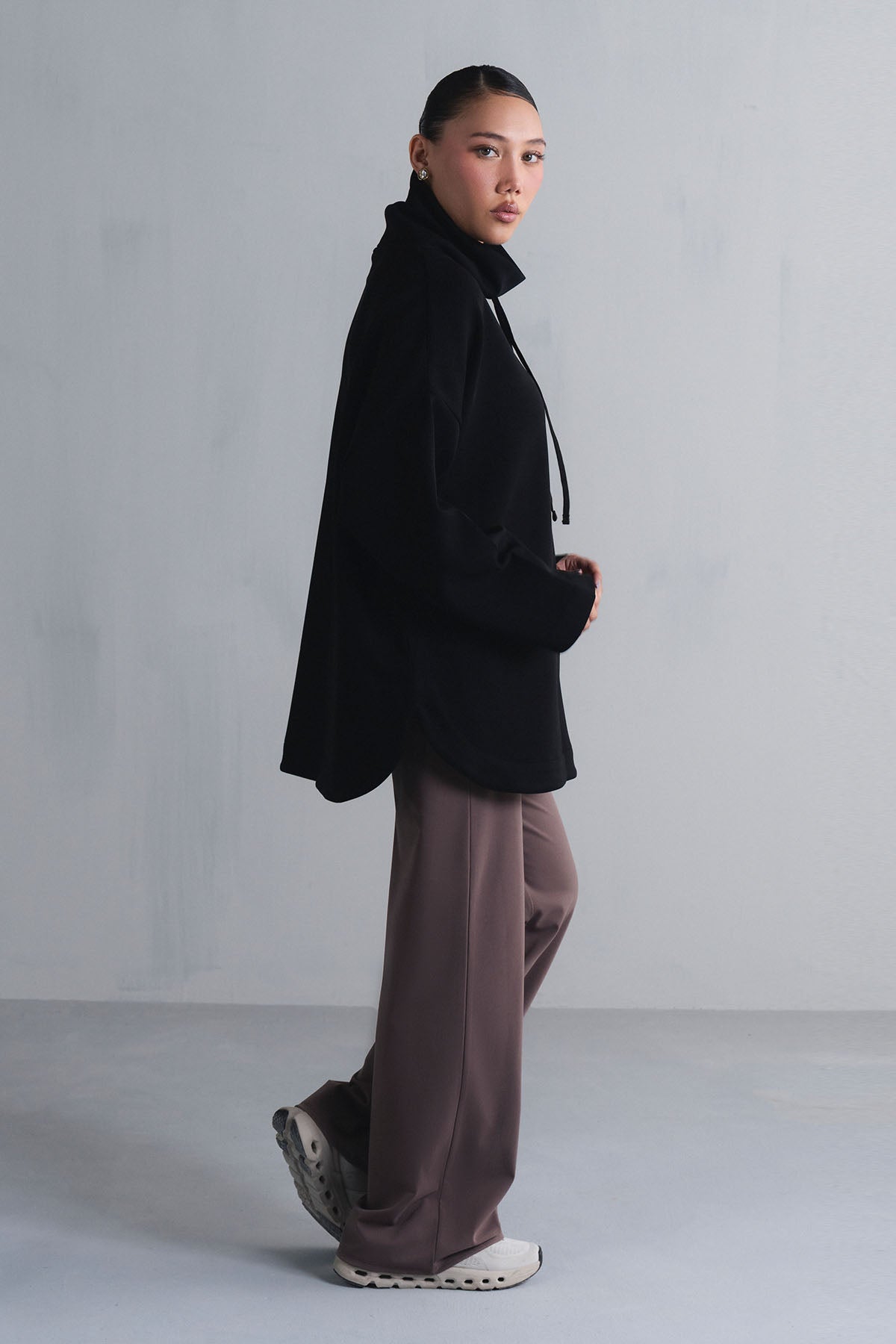 SOFT TOUCH FLARED PANTS