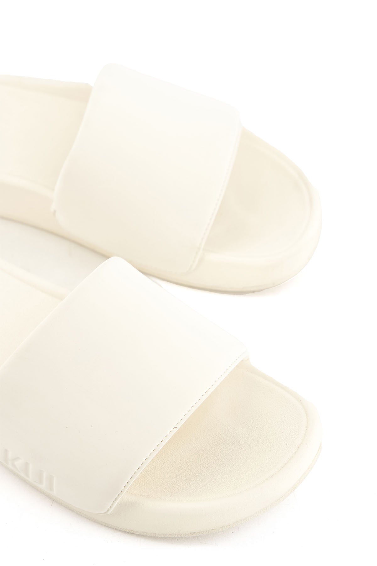 WOMEN CLOUD SLIDES